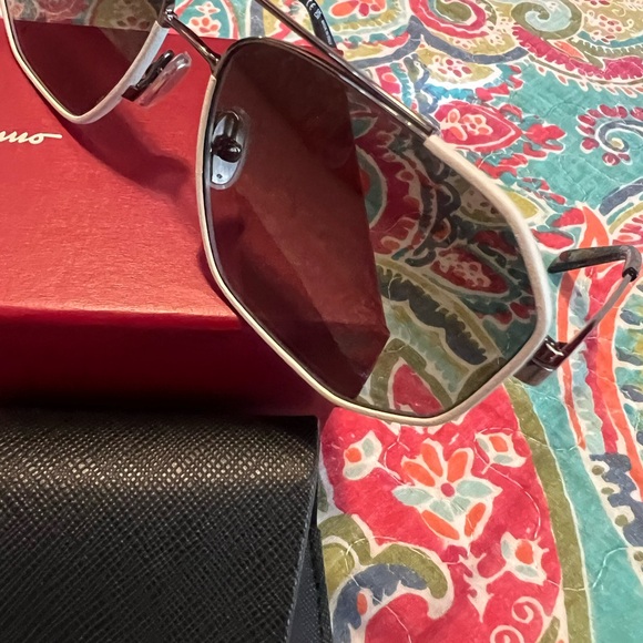 Salvatore Ferragamo sunglasses 303SL - Picture 6 of 10